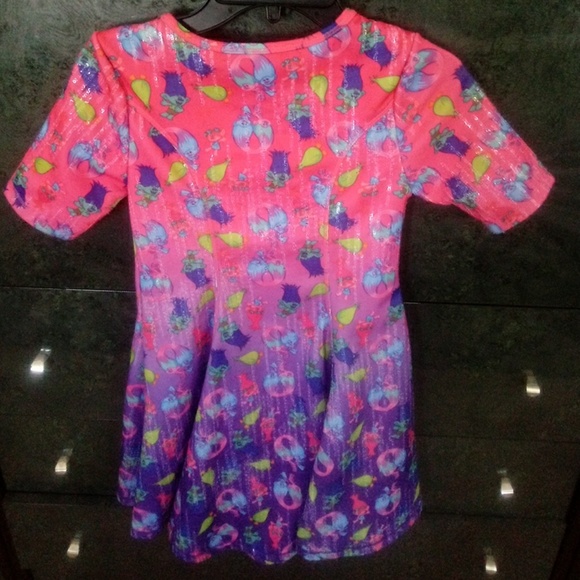 Dress (Donated) - Picture 4 of 7